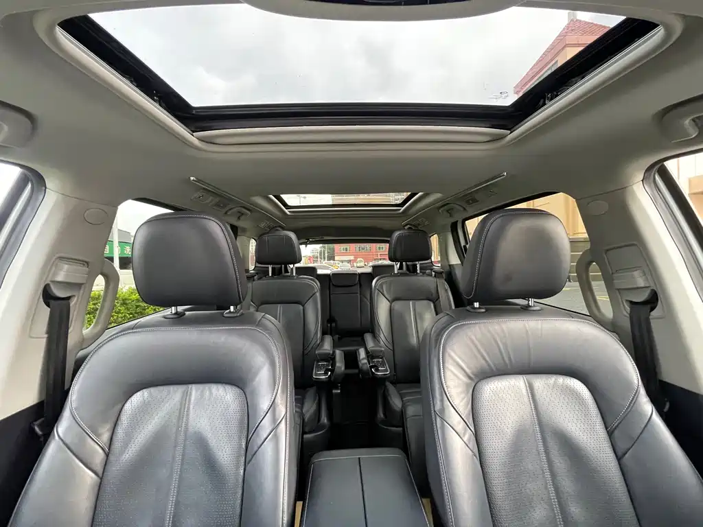 GAC Motor Trumpchi M8 2023 — фото 19