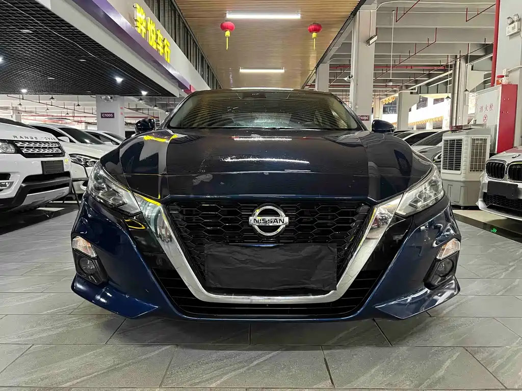 Nissan Teana 2022