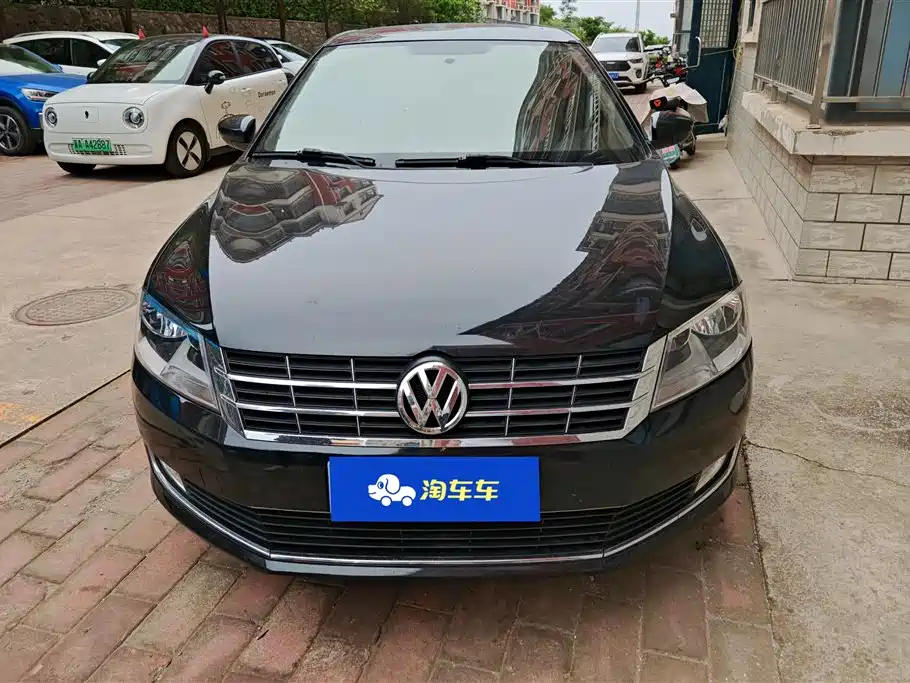 Volkswagen Lavida 2015