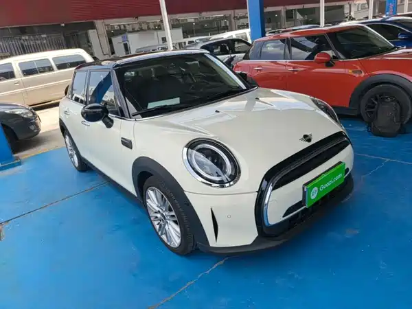 MINI MINI 2021