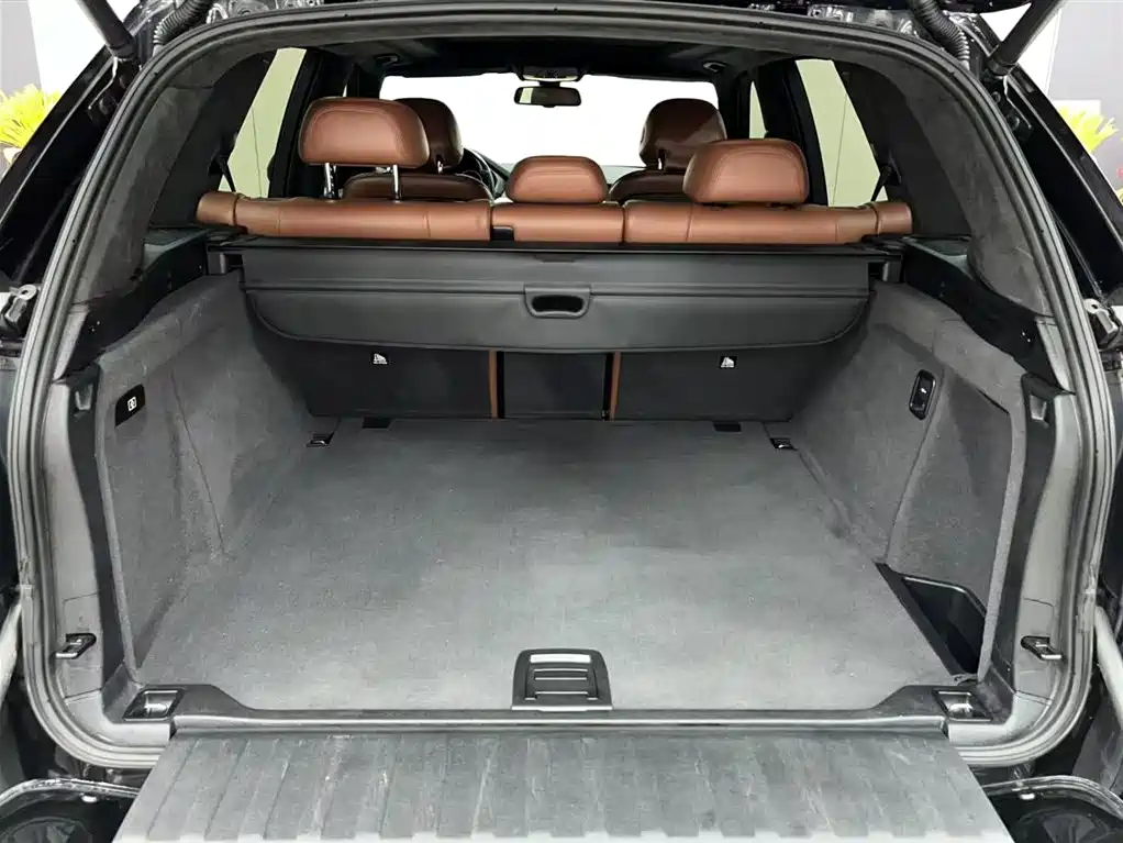 BMW X5 2018 — фото 12