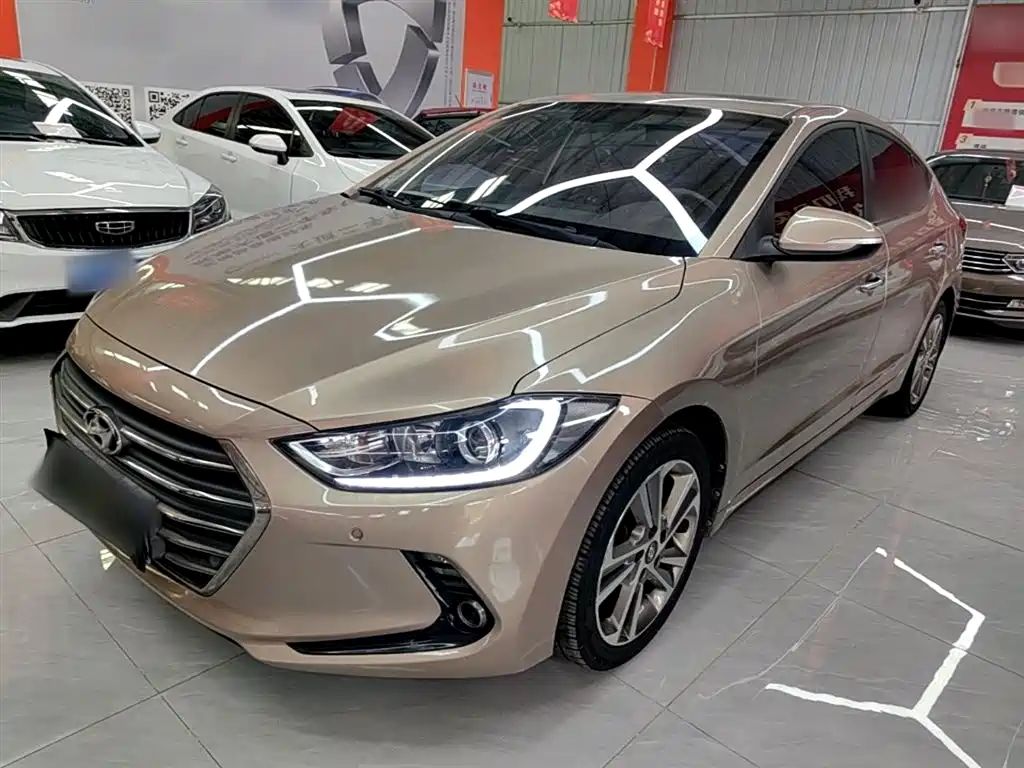 Hyundai Elantra 2016 — фото 2