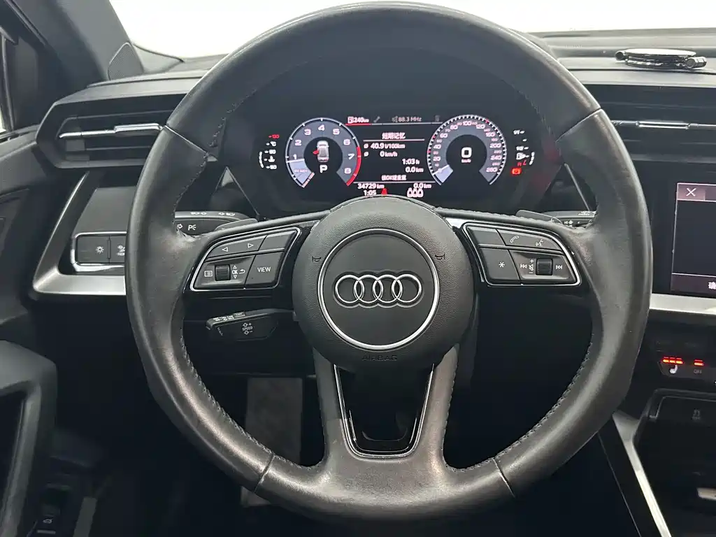 Audi A3 2022 — фото 12