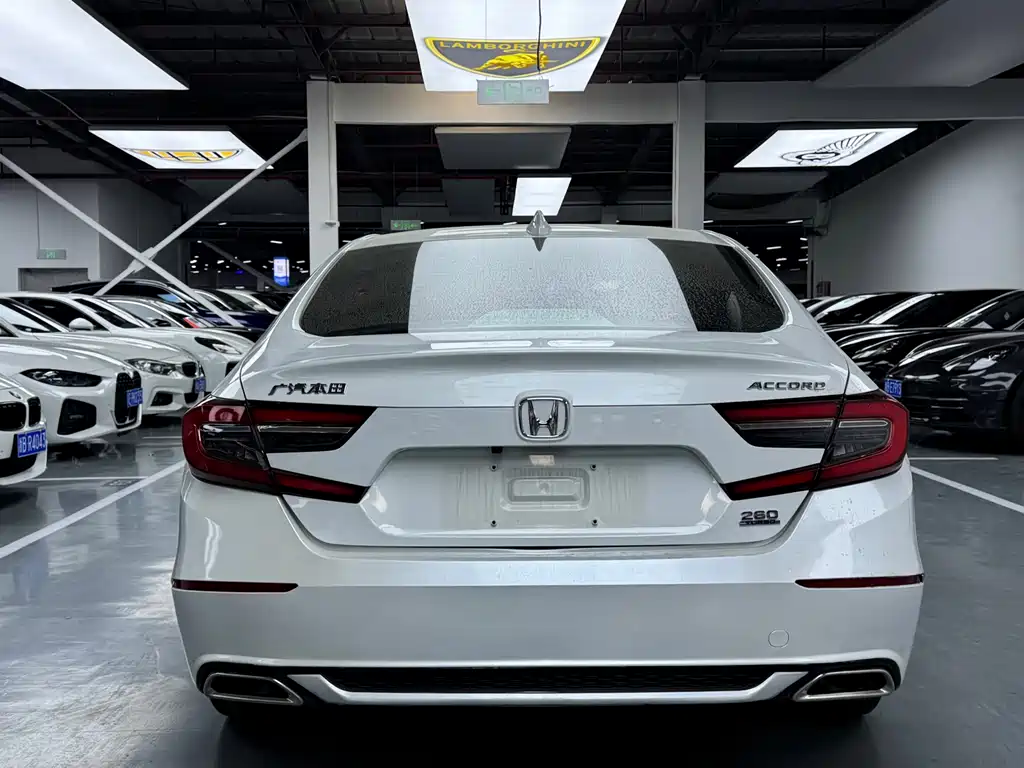 Honda Accord 2022 — фото 19