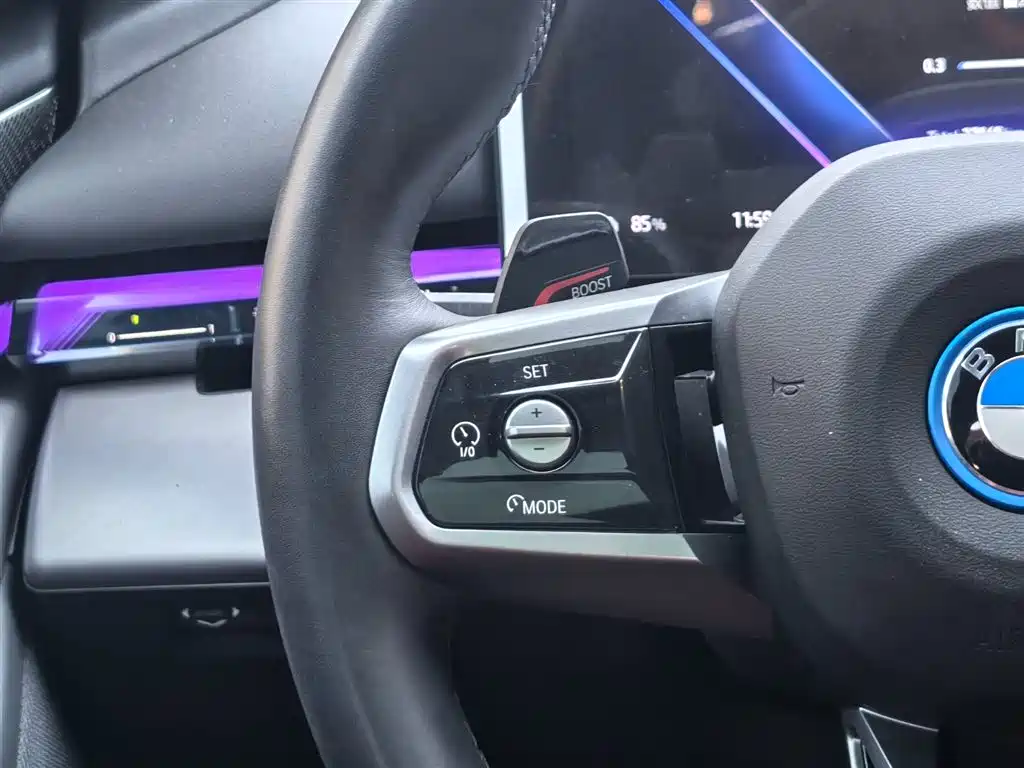 BMW i5 2025 — фото 15