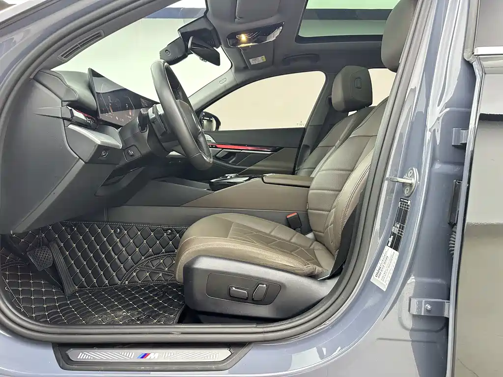 BMW 5 Series 2024