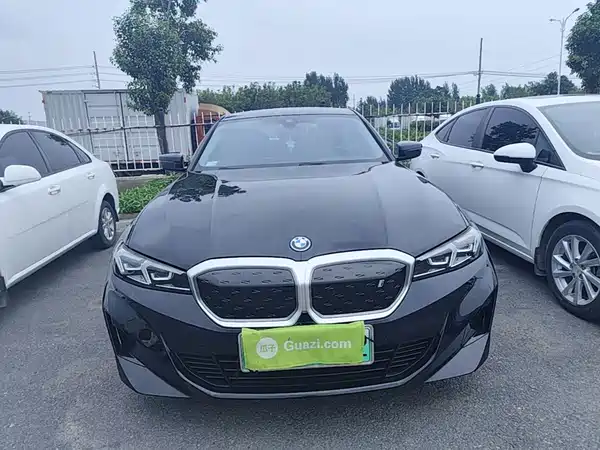 BMW i3 2024