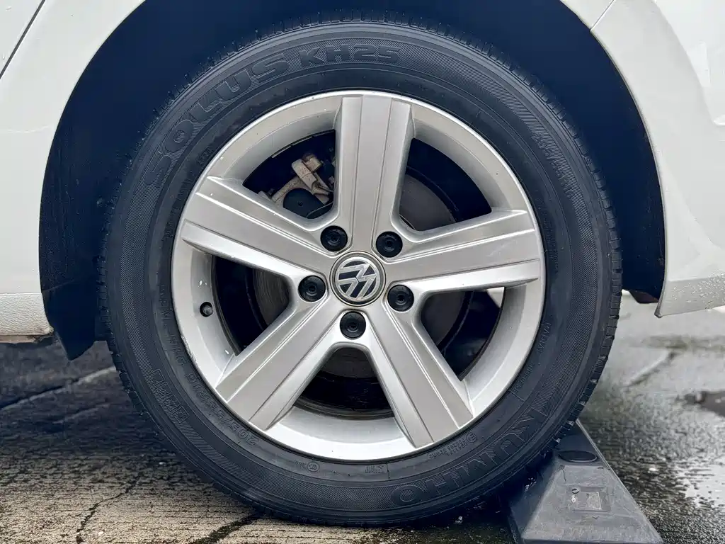 Volkswagen Golf Sportsvan 2018 — фото 11