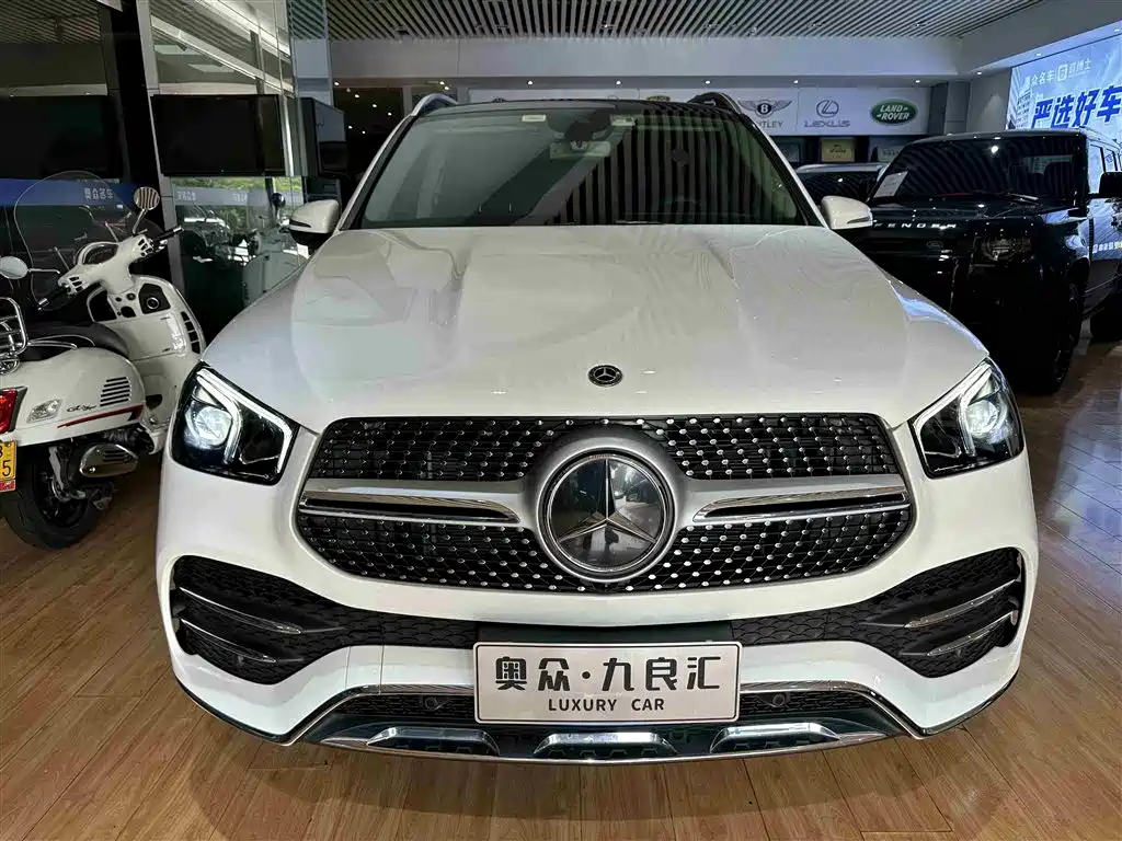 Mercedes-Benz GLE 2020 — фото 2