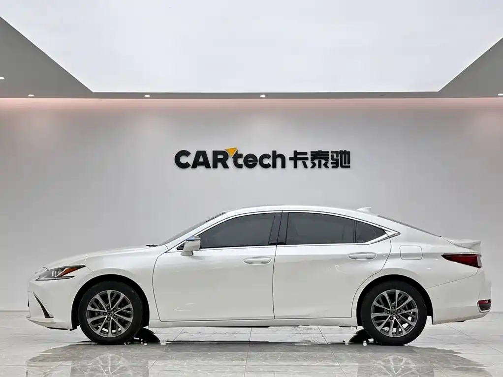 Lexus ES 2024 — фото 2
