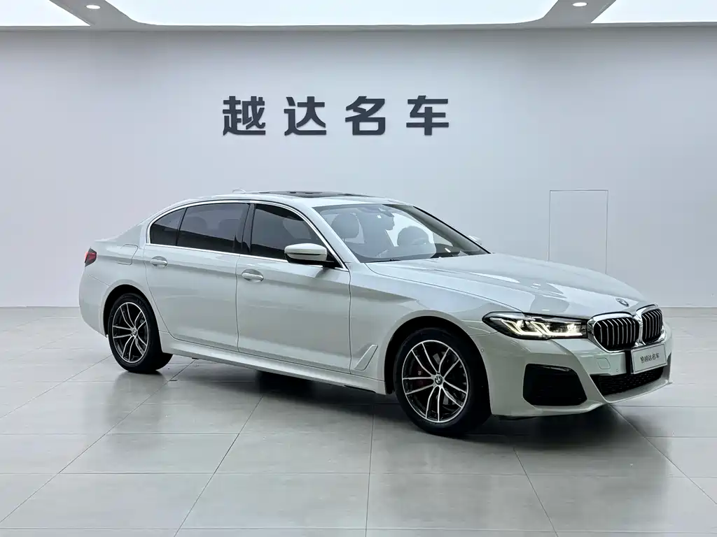 BMW 5 Series 2021