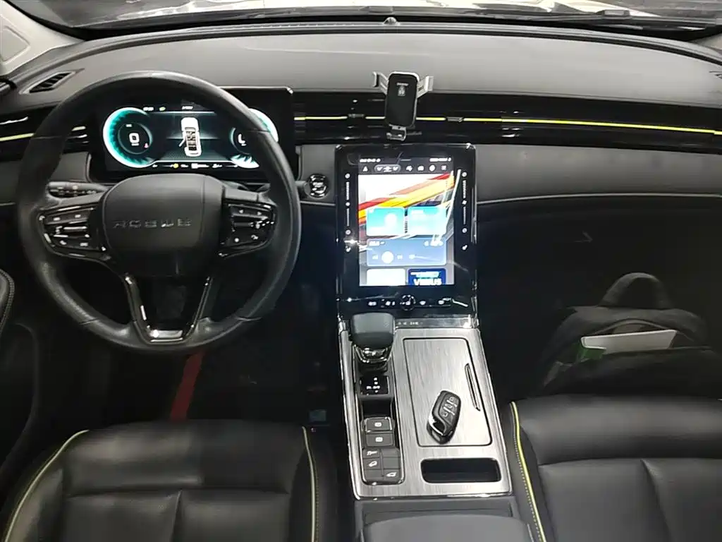 Roewe RX5 2022 — фото 10