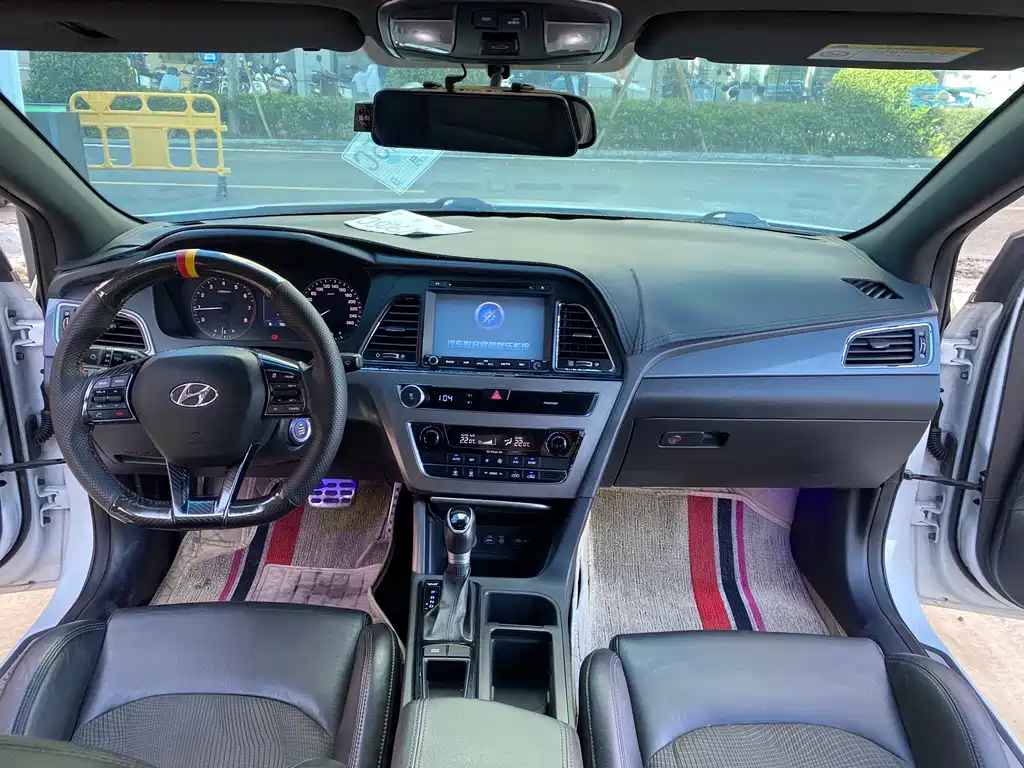 Hyundai Sonata 2016 — фото 13