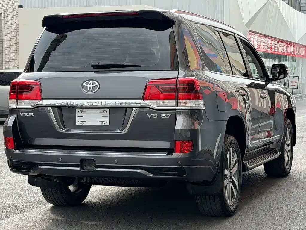 Toyota Land Cruiser 2019 — фото 4