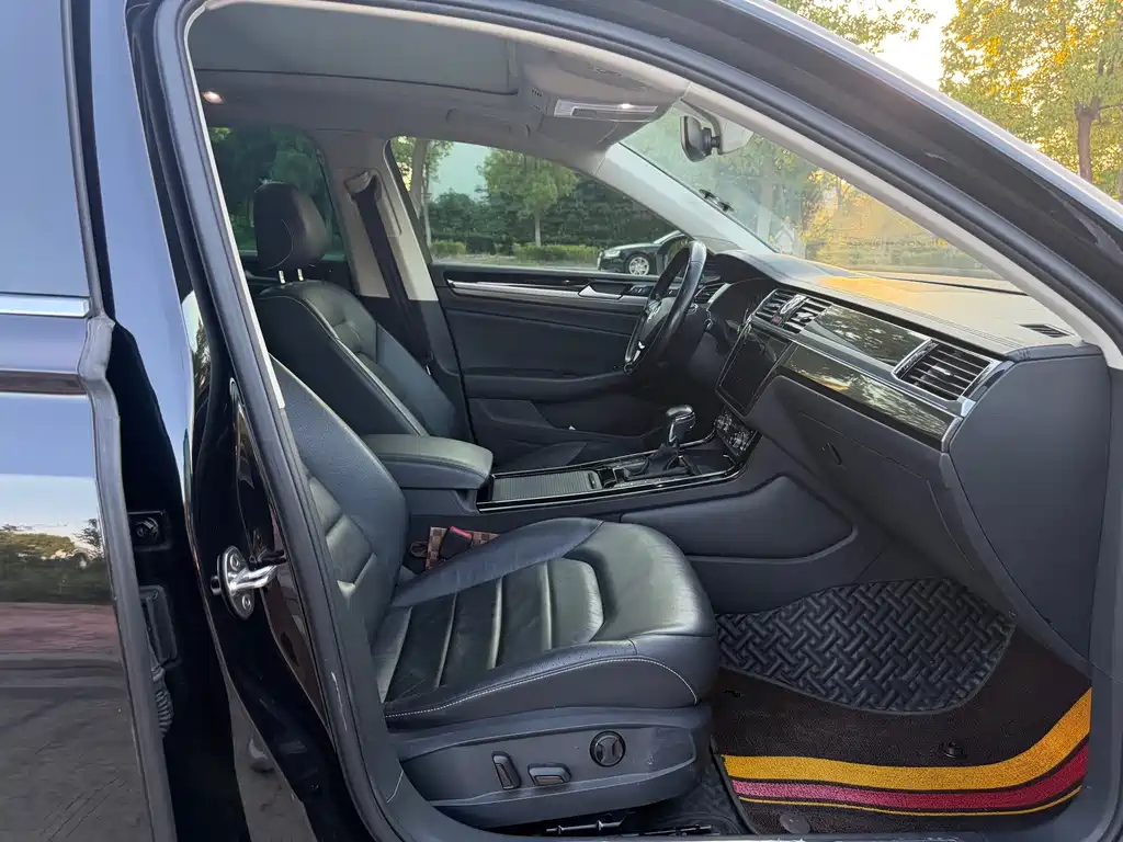 Volkswagen Phideon 2020 — фото 10