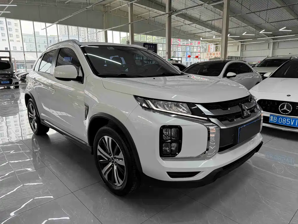 Mitsubishi Jinxuan ASX 2023 — фото 3