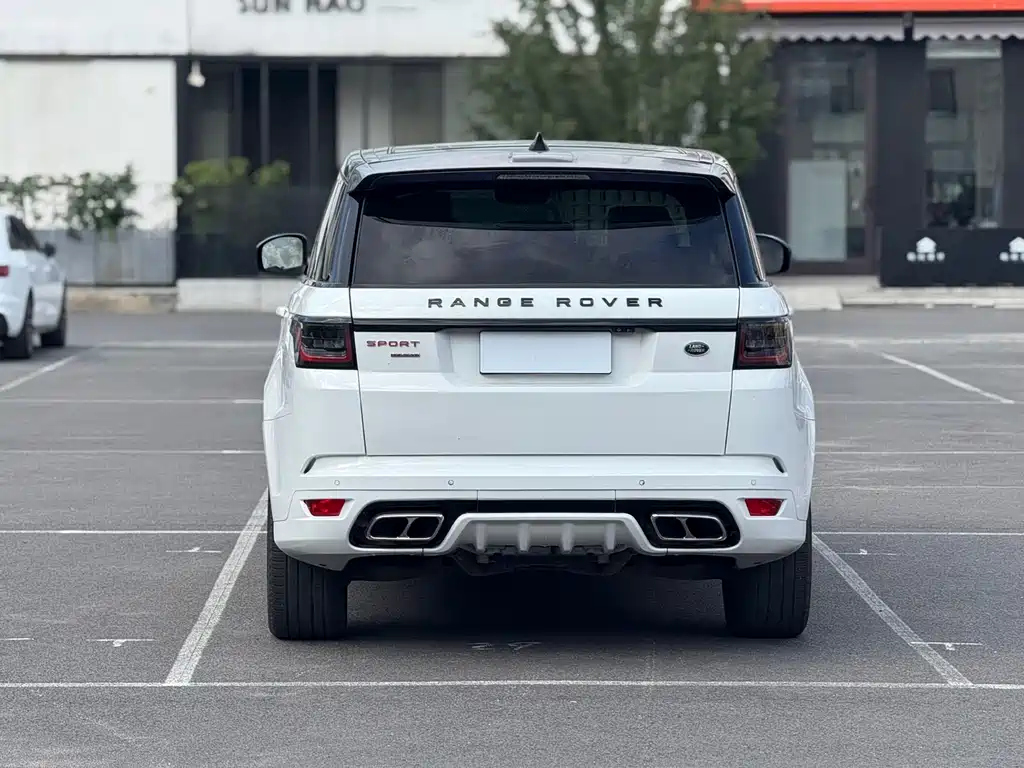 Land Rover Range Rover Sport 2017 — фото 17