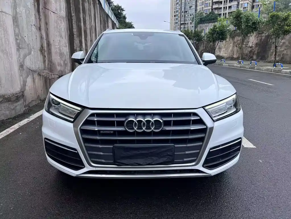 Audi Q5L 2019 — фото 2