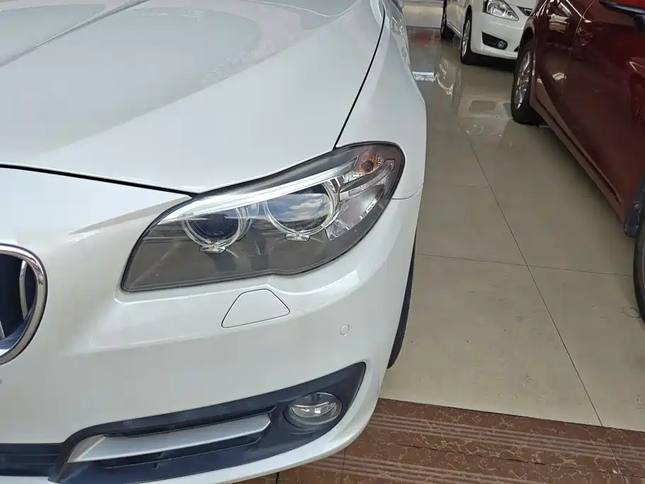 BMW 5 Series 2015