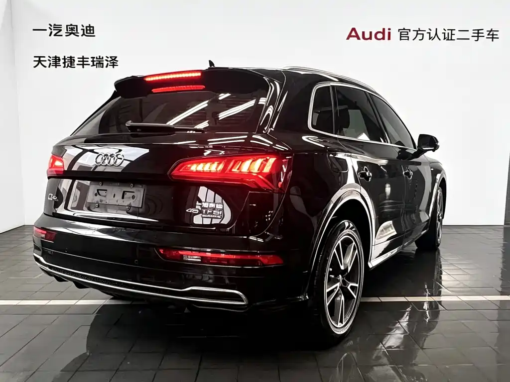 Audi Q5L 2019 — фото 5