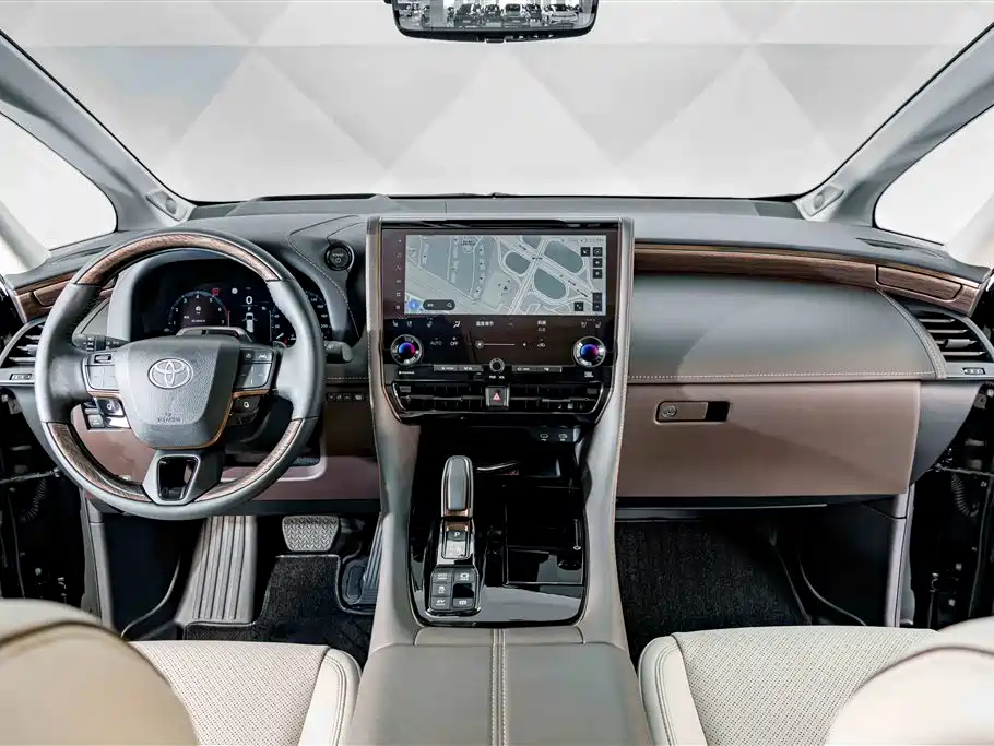 Toyota Alphard 2023 — фото 13