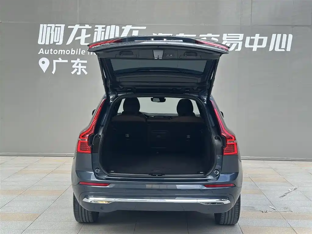 Volvo XC60 2021 — фото 14