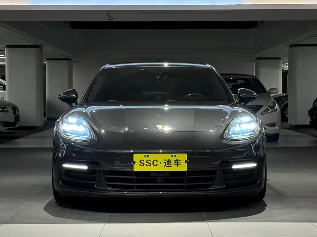 Porsche Panamera 2017 — фото 2