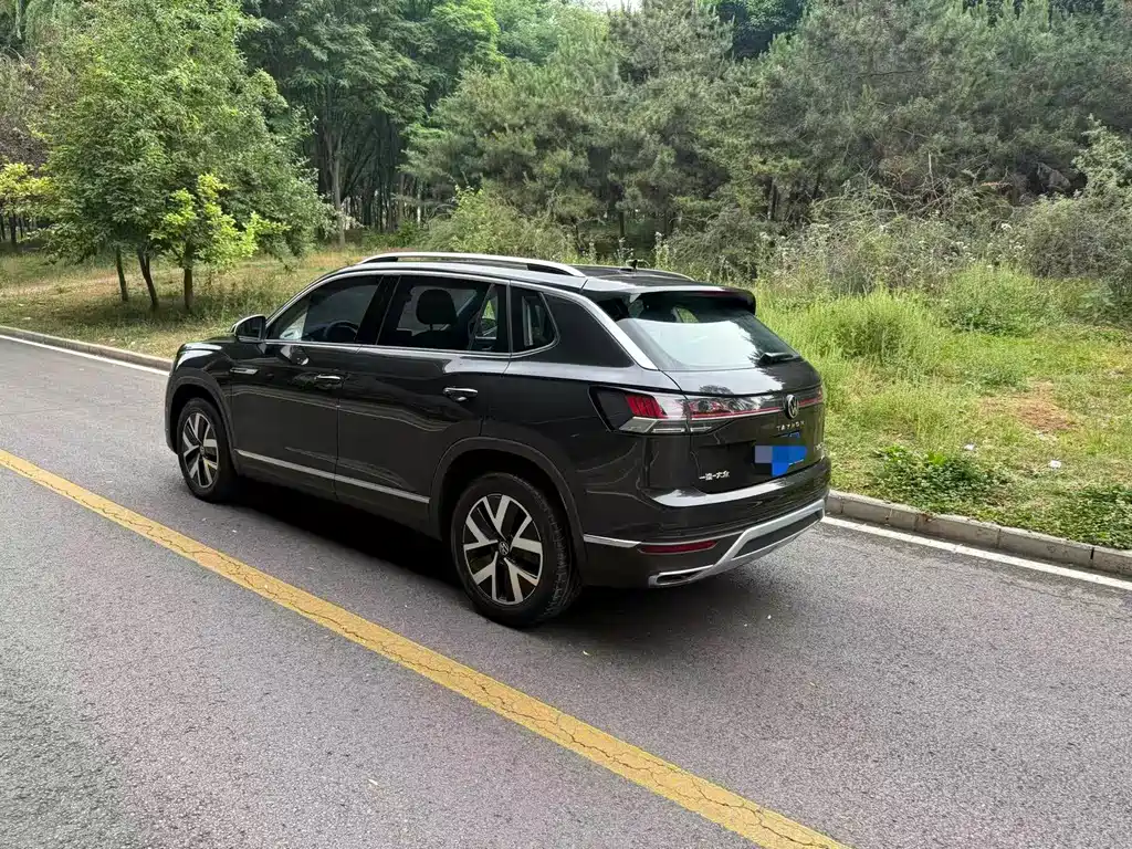 Volkswagen Tayron 2023 — фото 4