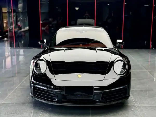 Porsche 911 2020