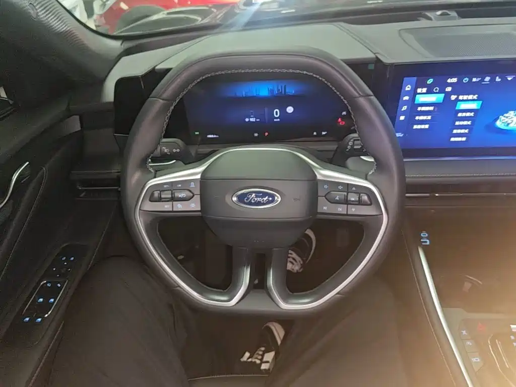 Ford Edge 2025 — фото 11