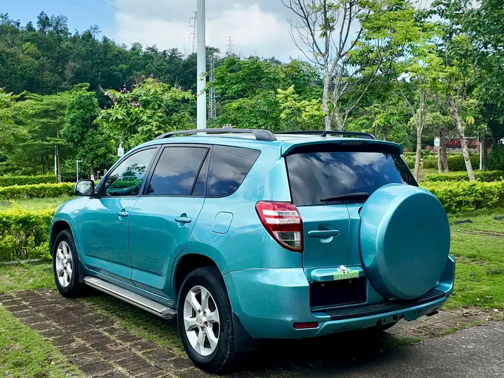 Toyota RAV4 2009 — фото 43
