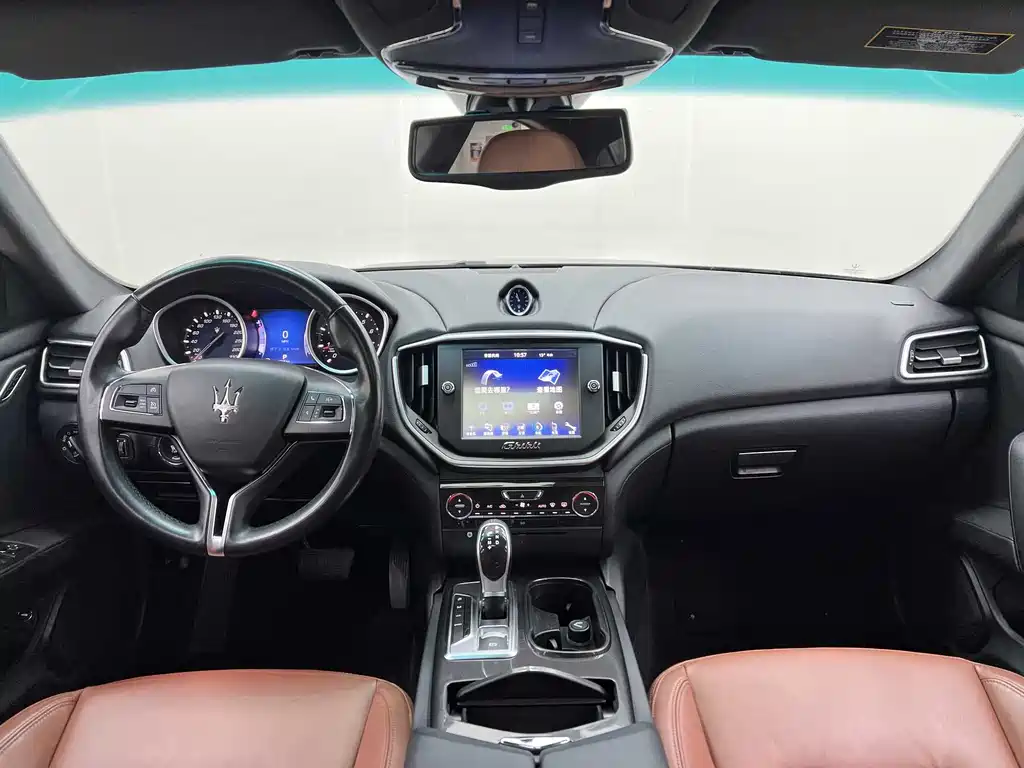 Maserati Ghibli 2014 — фото 9