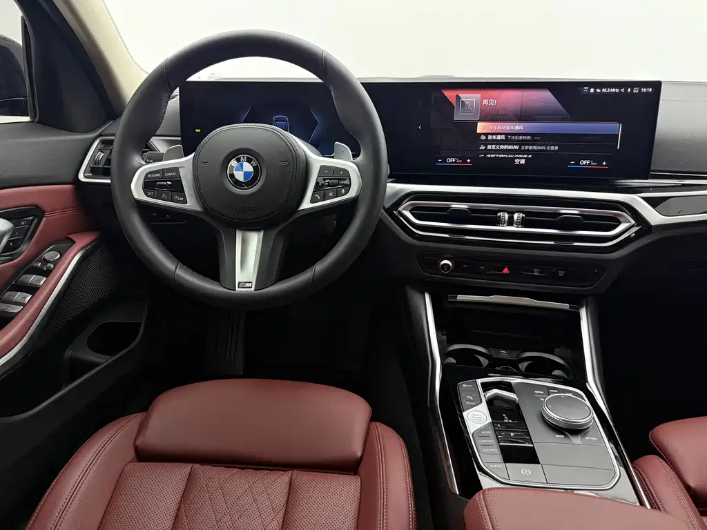 BMW 3 Series 2022 — фото 14