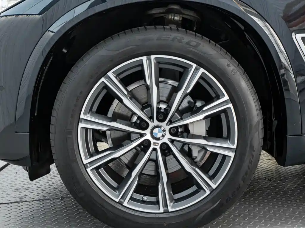 BMW X5 2022 — фото 8