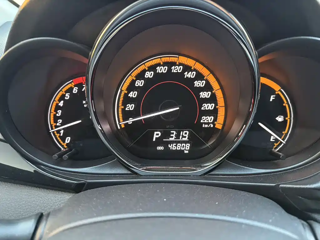 Toyota Yaris L 2022 — фото 20
