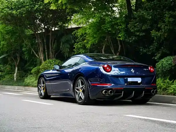 Ferrari California T 2015