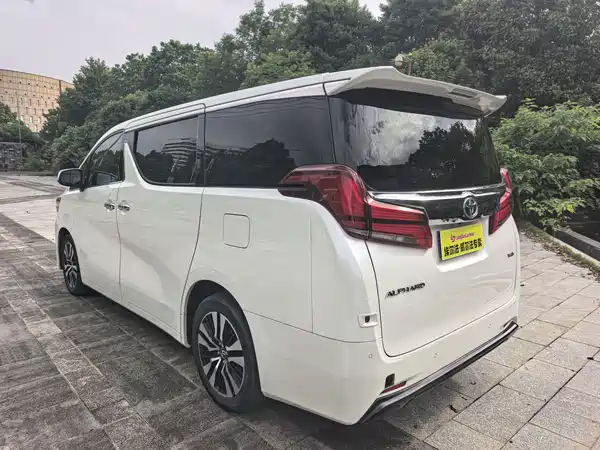 Toyota Alphard 2018