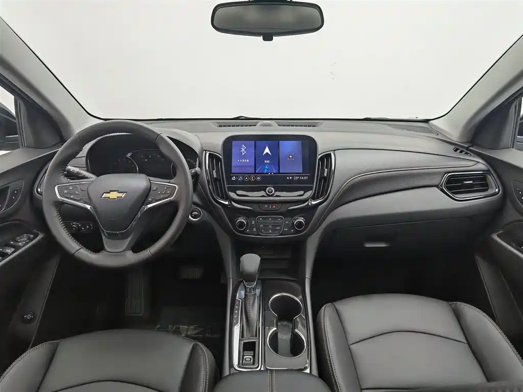 Chevrolet Equinox 2023 — фото 5