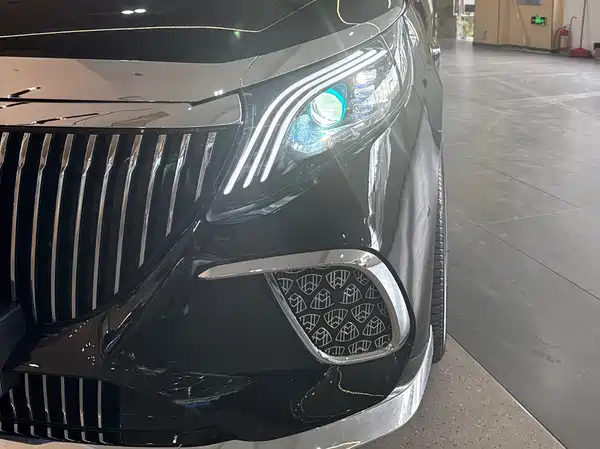 Mercedes-Benz Vito 2024