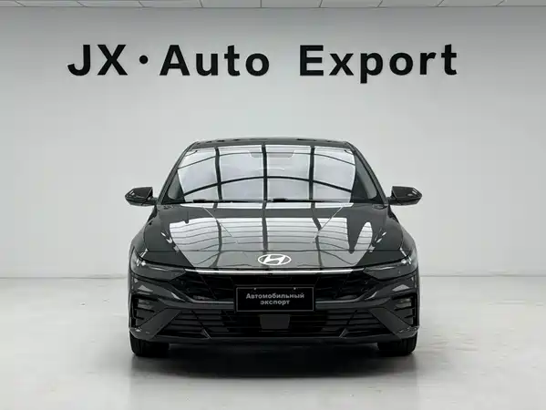 Hyundai Elantra 2023