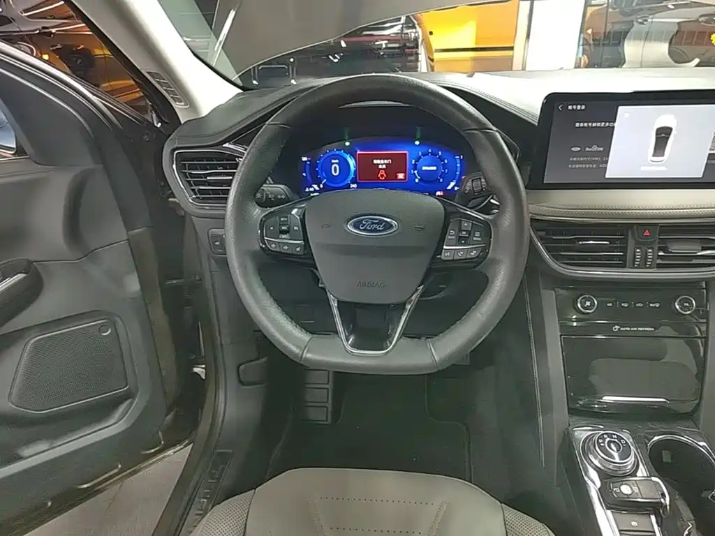 Ford Edge 2020 — фото 11