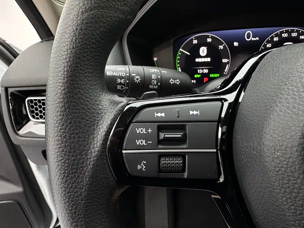 Honda Civic 2023 — фото 25