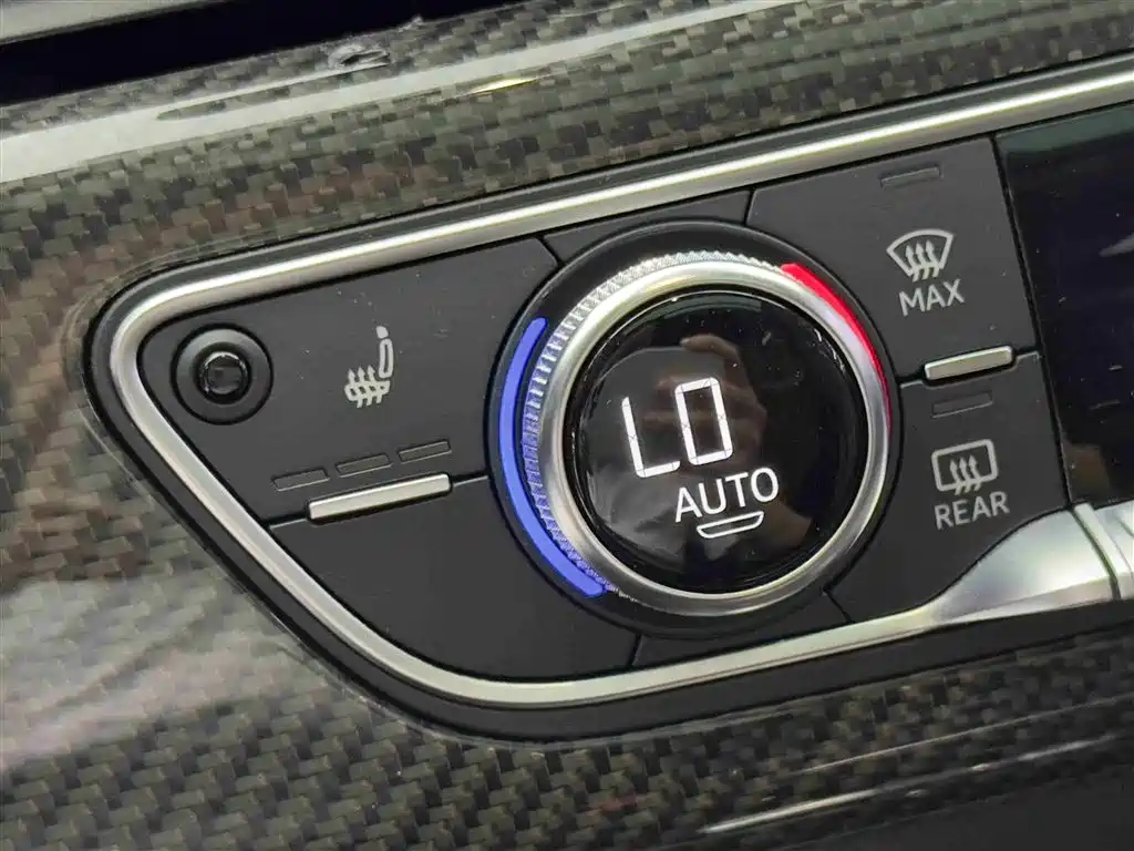 Audi A4L 2020 — фото 15