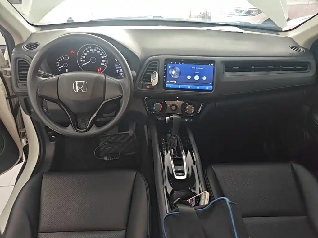 Honda Vezel 2021 — фото 10