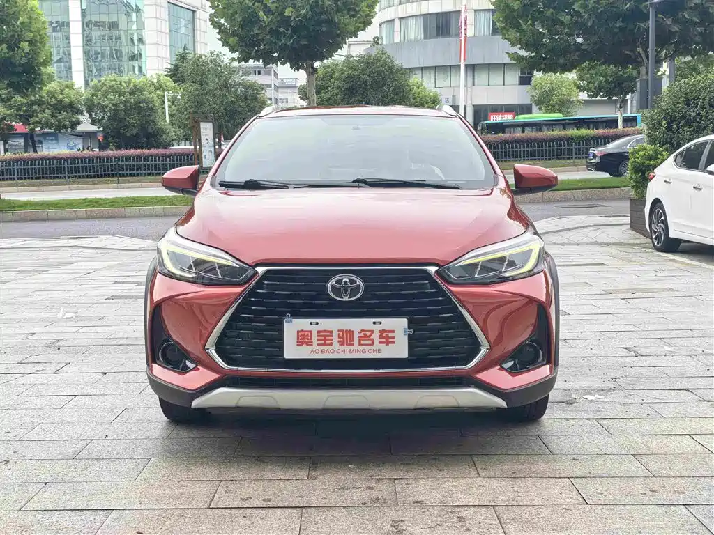 Toyota Yaris L 2023