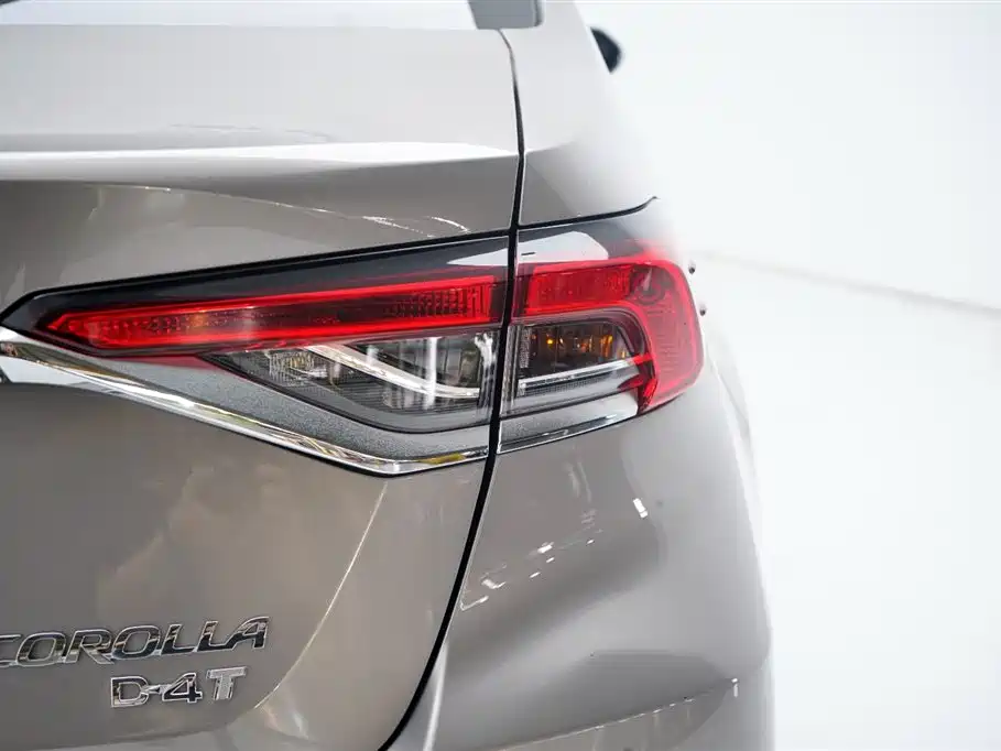 Toyota Corolla 2022 — фото 14