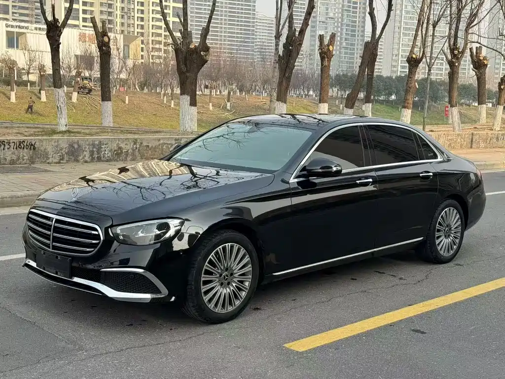Mercedes-Benz E-Class 2021 — фото 1