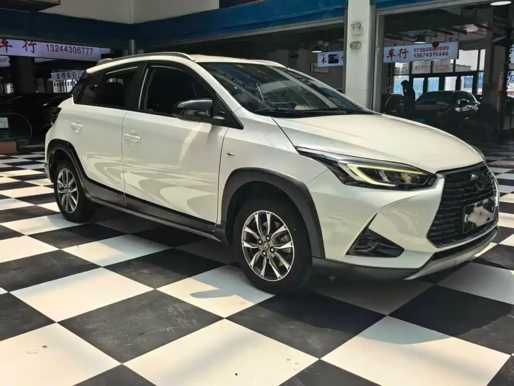 Toyota Yaris L 2021