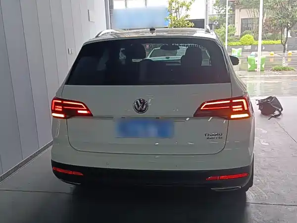 Volkswagen Tharu 2019