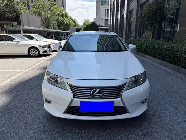Lexus ES 2014